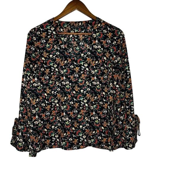 J Crew Women’s Floral Bell Sleeve Blouse Black Multicolor Size 4 Feminine Top - Picture 1 of 8